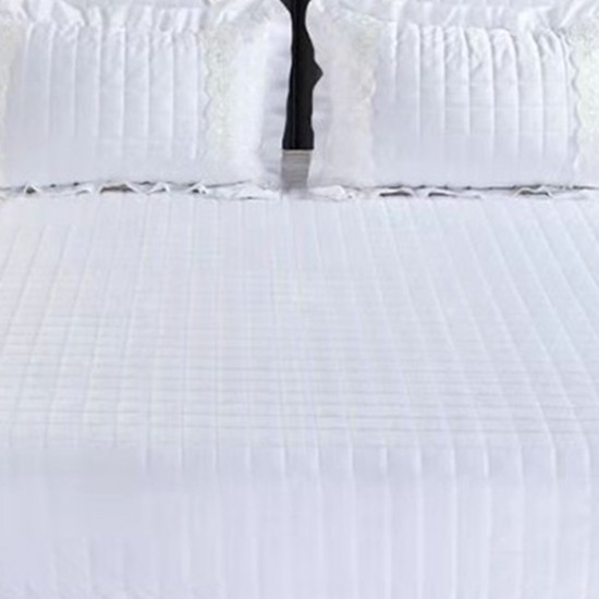 Cuvertura pat Catifea Lux 3 piese Blanca Cuvertura pat Catifea Lux 3 piese Blanca