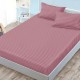 Husa de pat cu elastic 180x200 cm + 2 fete perna Elegance Coral Roz Husa de pat cu elastic 180x200 cm + 2 fete perna Elegance Coral Roz