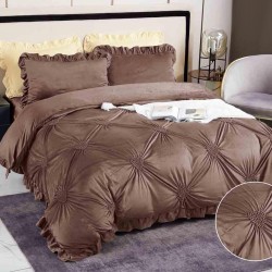 Lenjerie de pat din Catifea cu Inimioare Brodate Brown Heart