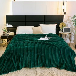 Patura Cocolino Fluffy Verde Inchis Patura Cocolino Fluffy Verde Inchis